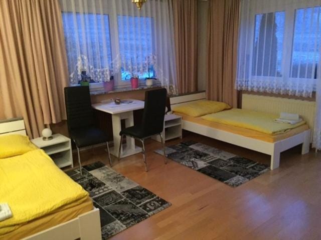 Night, Photo of the whole room