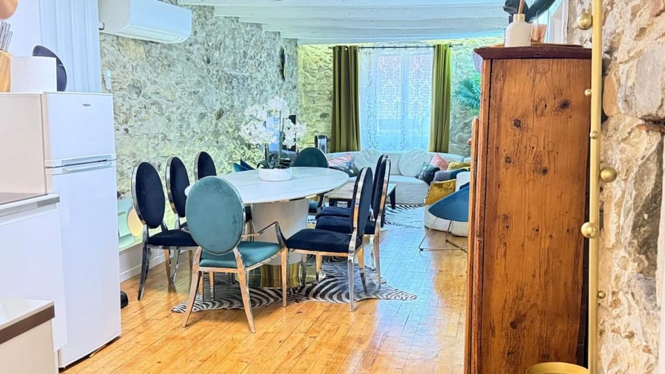 Le Sainte Claire Apartment in Annecy