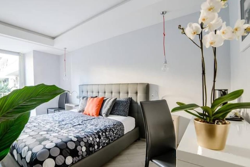 Bed, Decorative detail, Bedroom