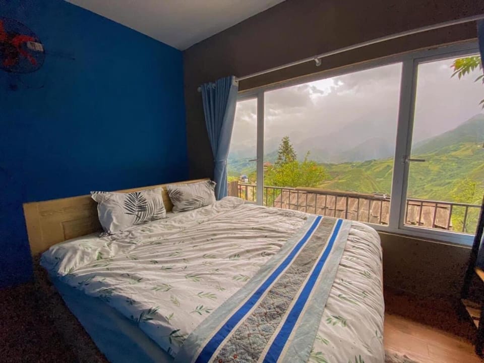 Natural landscape, Photo of the whole room, Mountain view