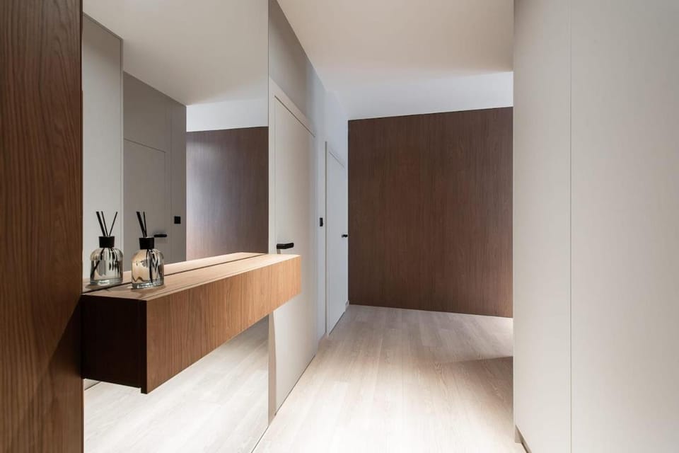 Kitchen or kitchenette, wardrobe