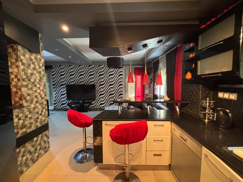 Apparemment F3 Équipée Blvd des lions Apartment in Oran