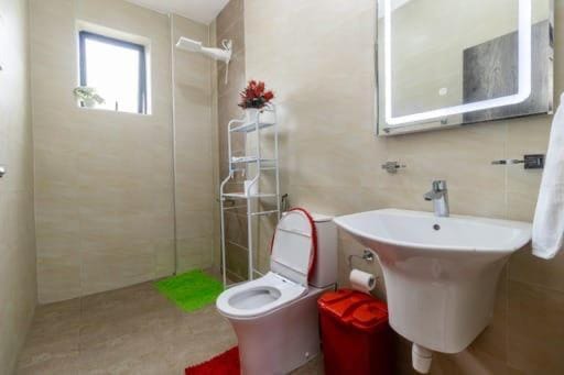 Cozy and Spacious Apartments Bed and Breakfast in Nairobi County