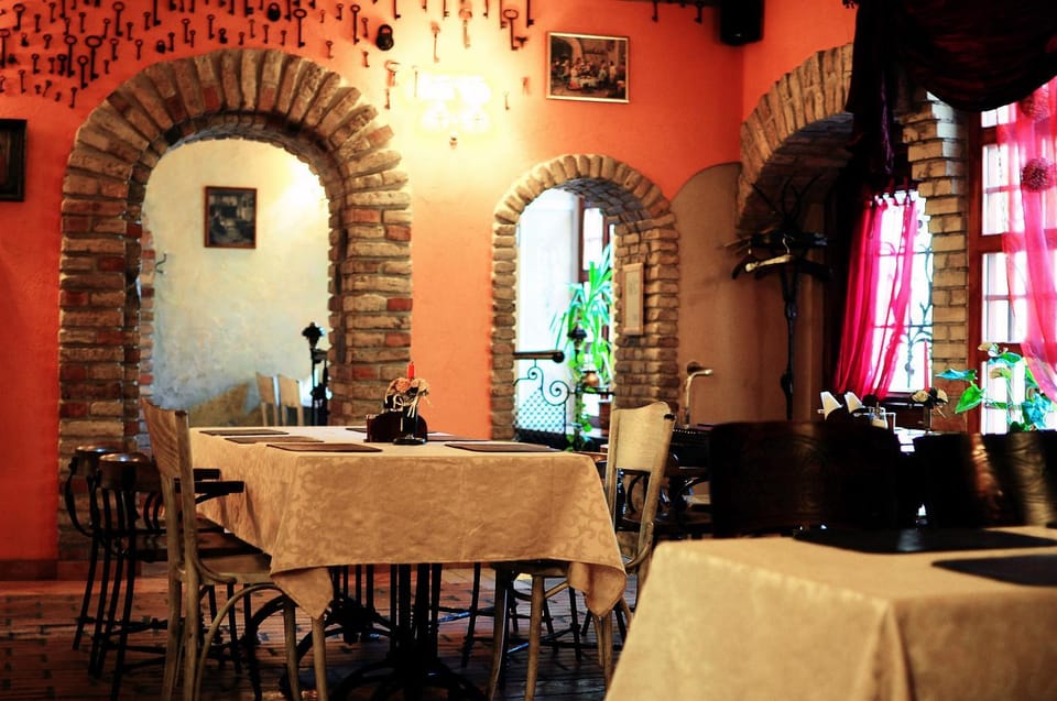 Restaurant/places to eat