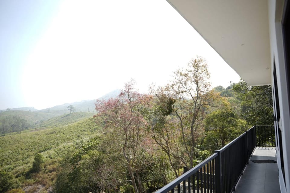 Vaga leaf hill view vagamon Nature lodge in Kerala
