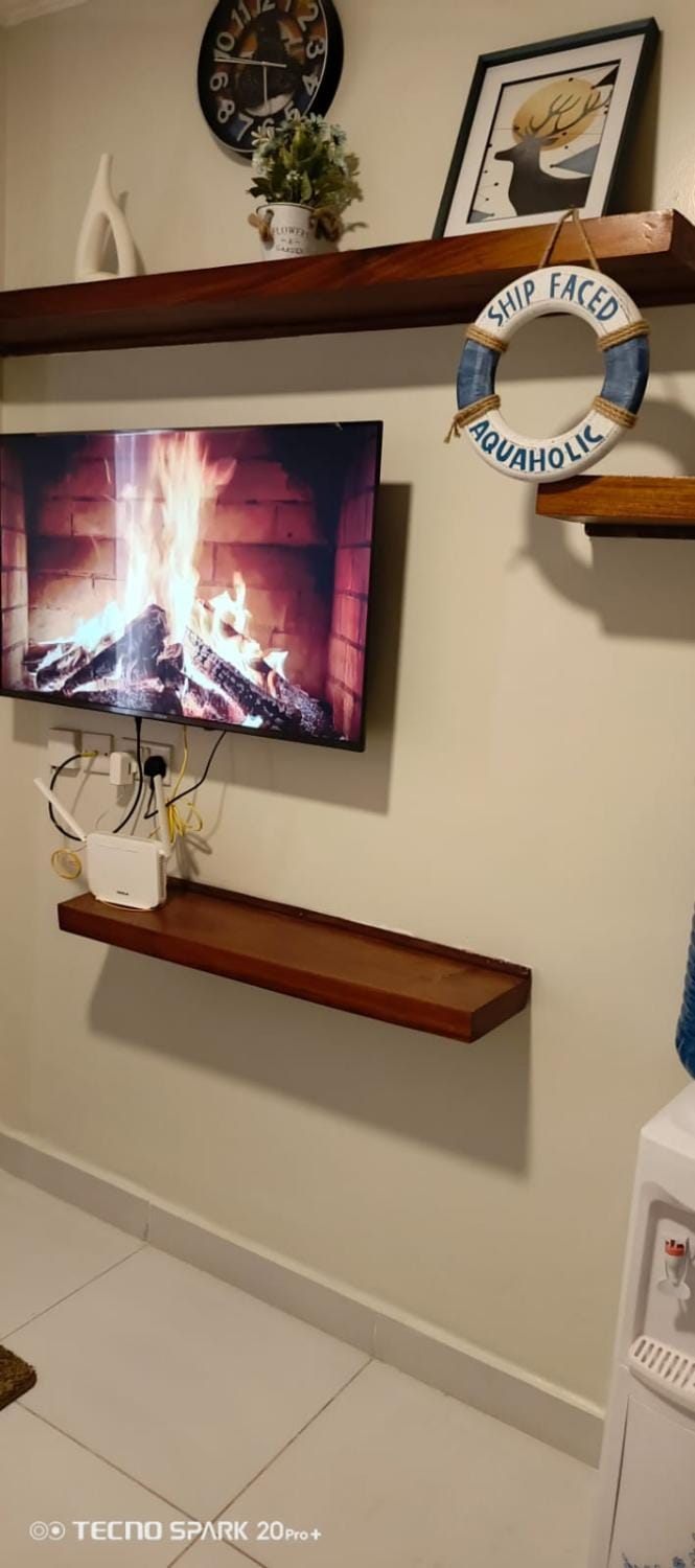 TV and multimedia, Kitchen or kitchenette