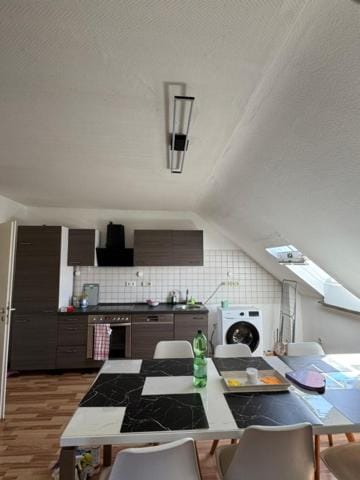 Monteurwohnung Schiffweiler mit 3 Schlafzimmer Apartment in Saarland, 66, Germany