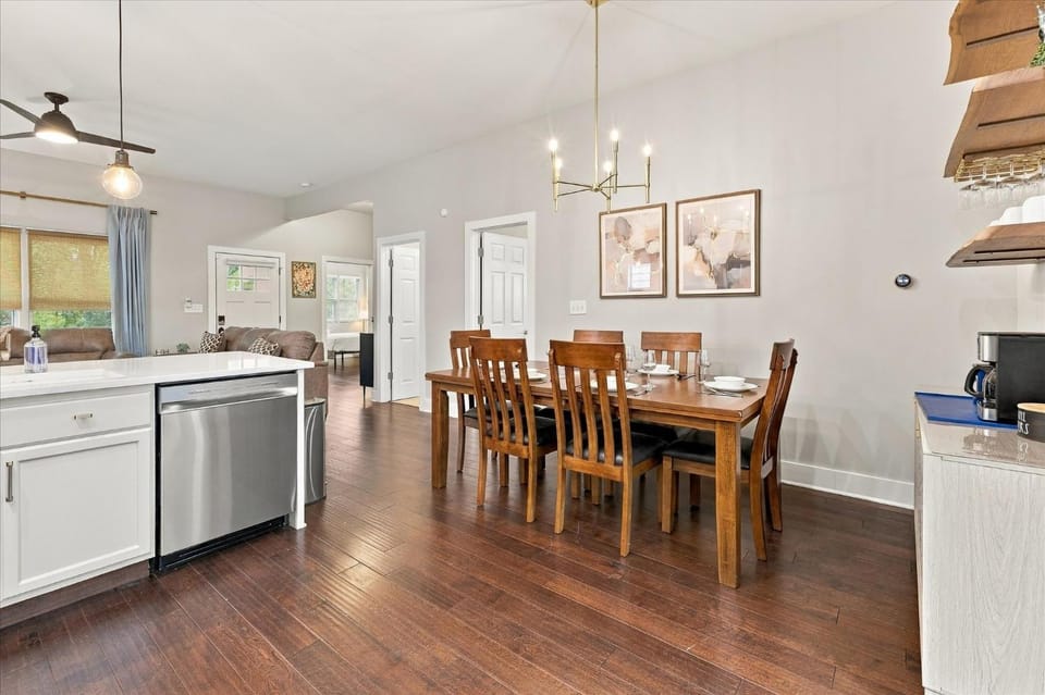 5BR Home with Game Loft near Fountain Square House in Indianapolis