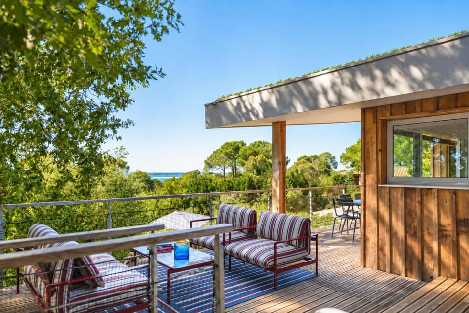 Day, View (from property/room), Balcony/Terrace, Dining area