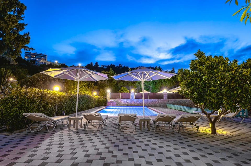 Patio, Natural landscape, Garden, Garden view, Pool view, Swimming pool, sunbed