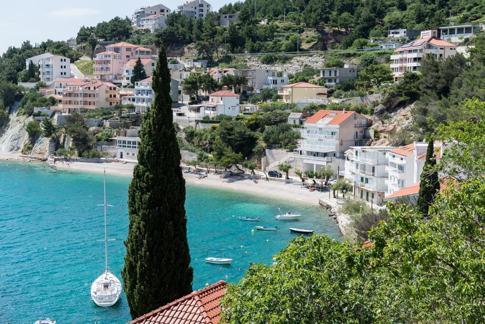 Neighbourhood, Natural landscape, Bird's eye view, Sea view