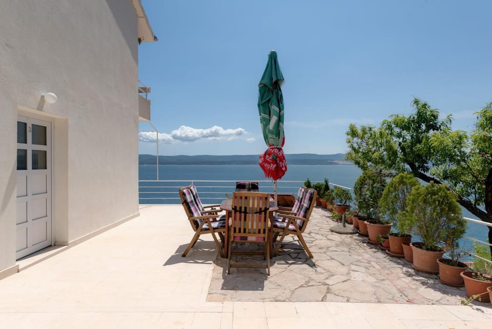 Patio, Facade/entrance, Balcony/Terrace, Sea view