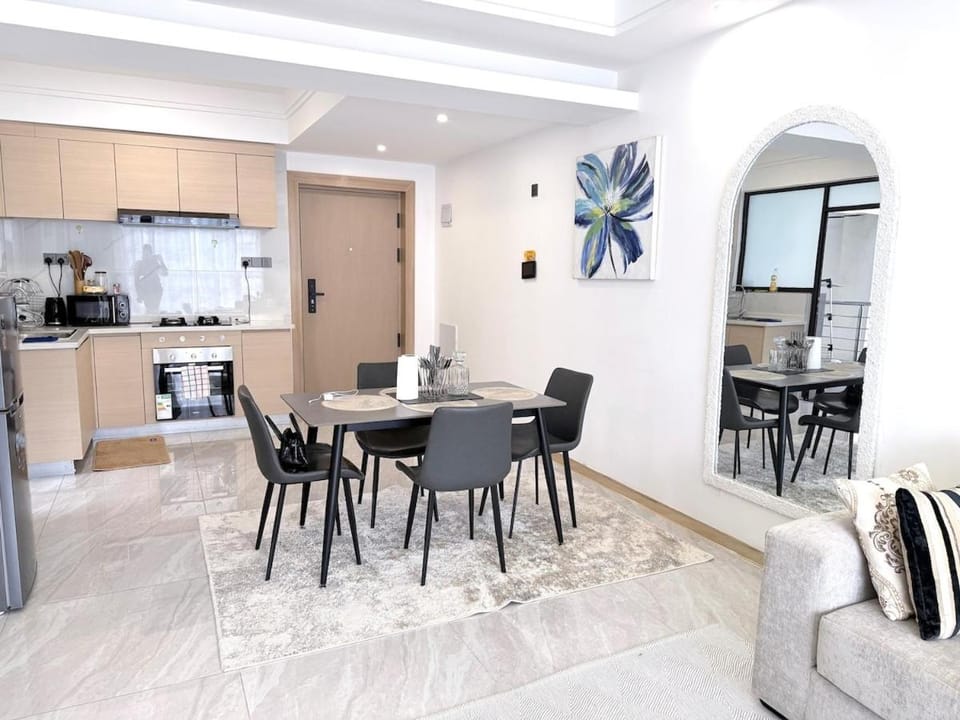 Leshwa luxury 1 bed indoor heated pool and snooker Apartment in Nairobi County