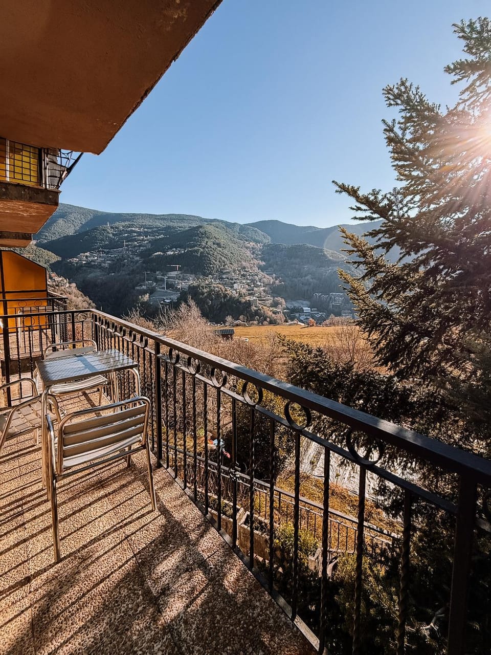 Balcony/Terrace, Landmark view