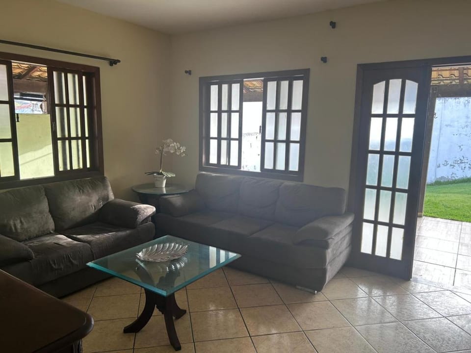 Casa do Gramado House in São Pedro da Aldeia