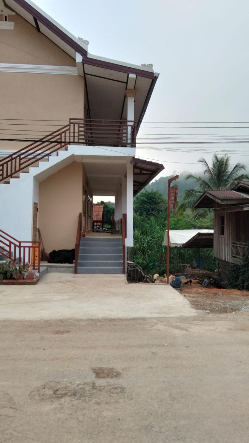 Alounthong Guesthouse Bed and Breakfast in Luang Prabang Province, Laos