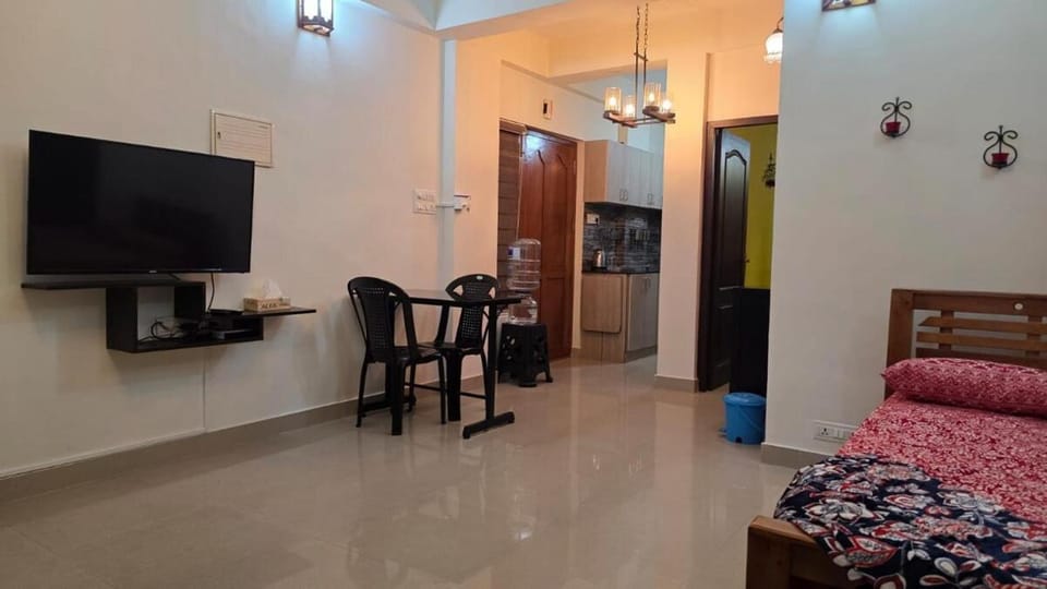 Luxury Stay 200m from Guruvayur Temple Apartment in Kerala