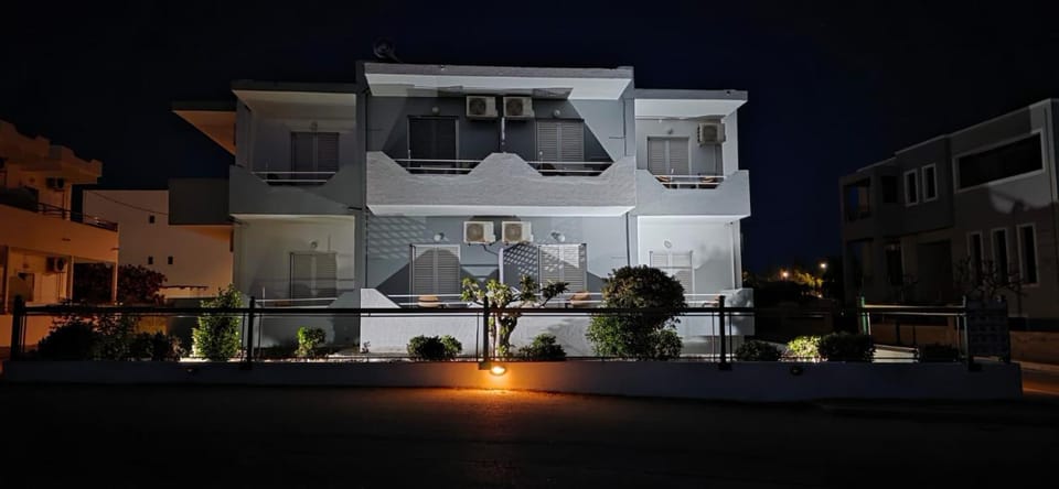 Yiannis Apartments Apartment in Mastihari