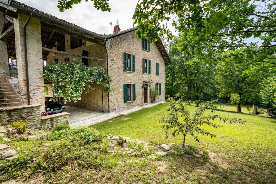 Property building, Garden
