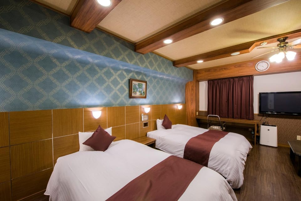 Bed, Photo of the whole room