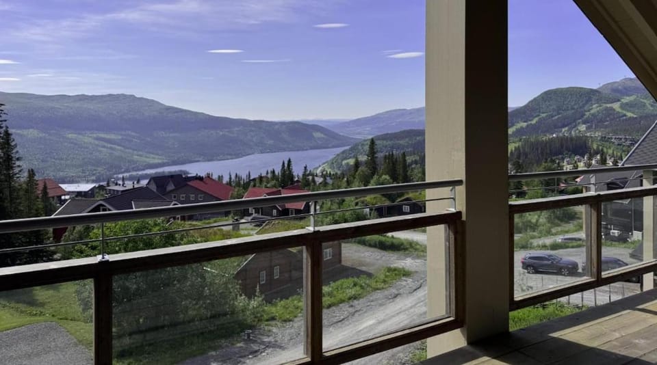 Natural landscape, View (from property/room), Balcony/Terrace, Lake view, Mountain view, River view