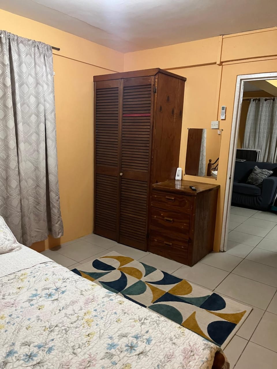 Naz Apartment Apartment in Saint George