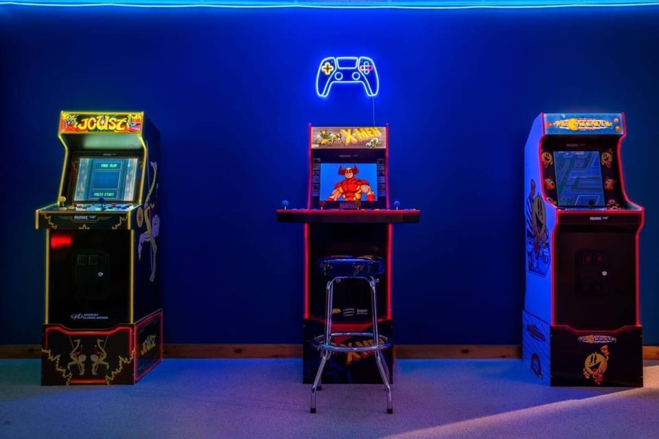 Game Room, Entertainment