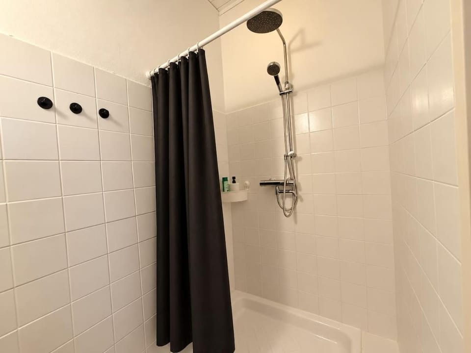 Nice studio for 5 people near Hauptbahnhof Apartment in Vienna