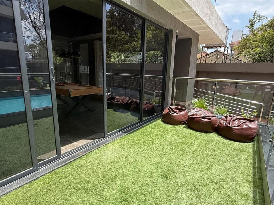 Cosy Nairobi escape with heated pool, gym, running track, steam and sauna Apartment in Nairobi County
