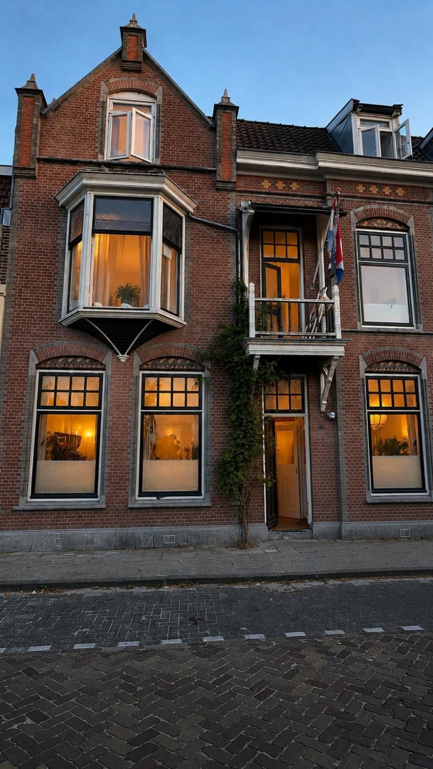 Spacious house on the Spaarne with sauna Apartment in Haarlem