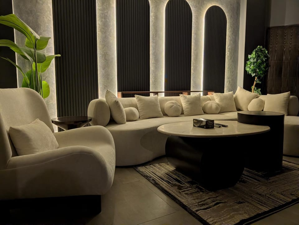 Living room, Seating area