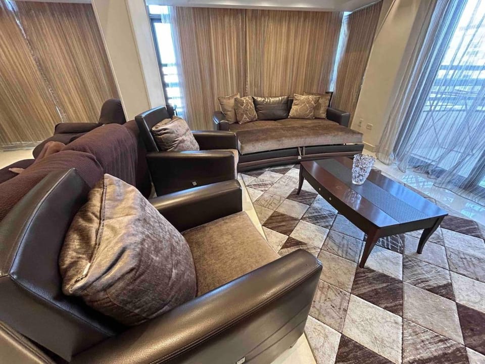 Sunny hidden gem Apartment in Cairo Governorate