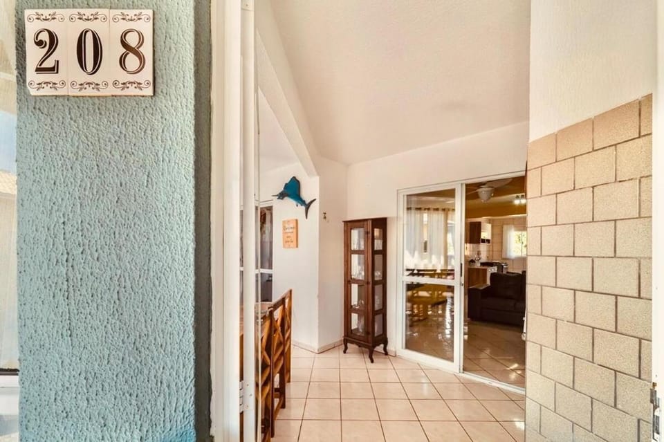 Centro de Bombinhas a 25 metros da praia Apartment in Bombinhas