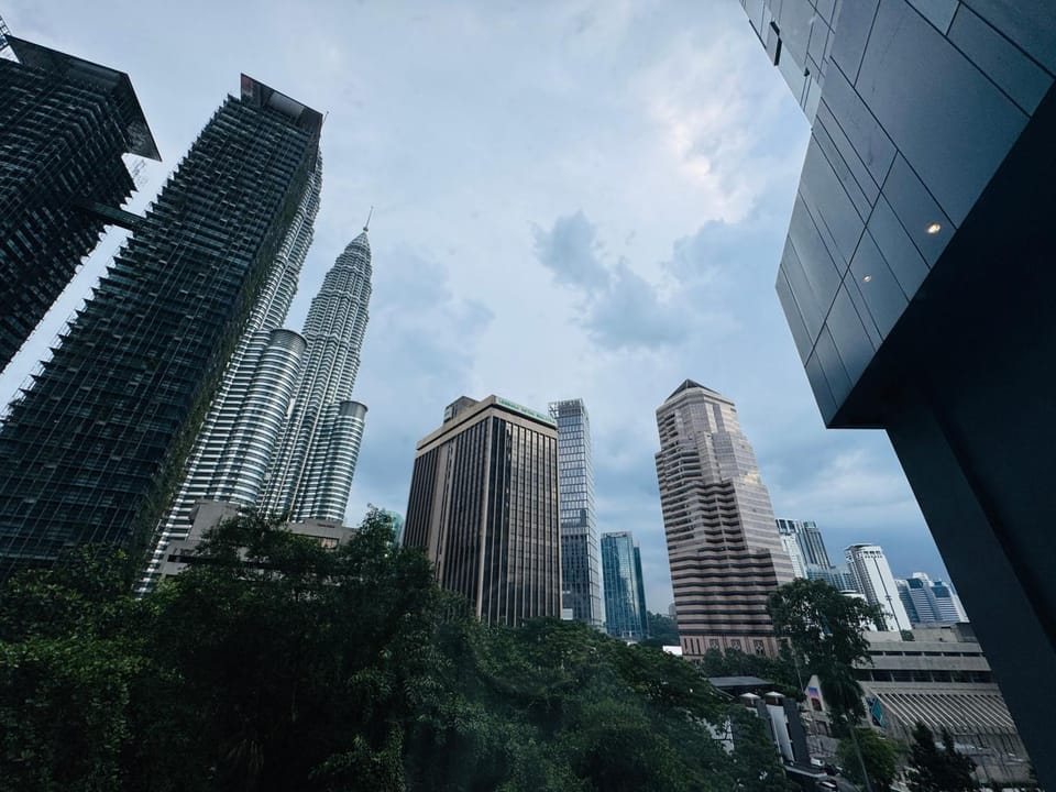 Property building, Day, City view