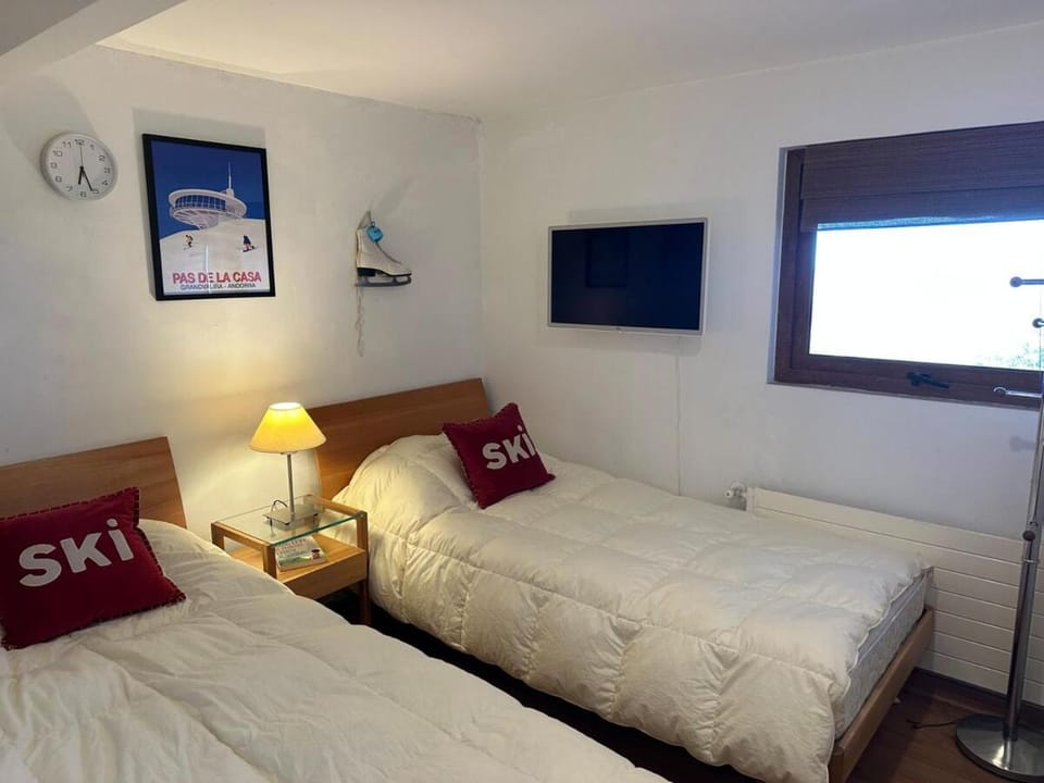 Bed and Breakfast at Refugio de Esquiadores La Parva Bed and Breakfast in San Jose de Maipo