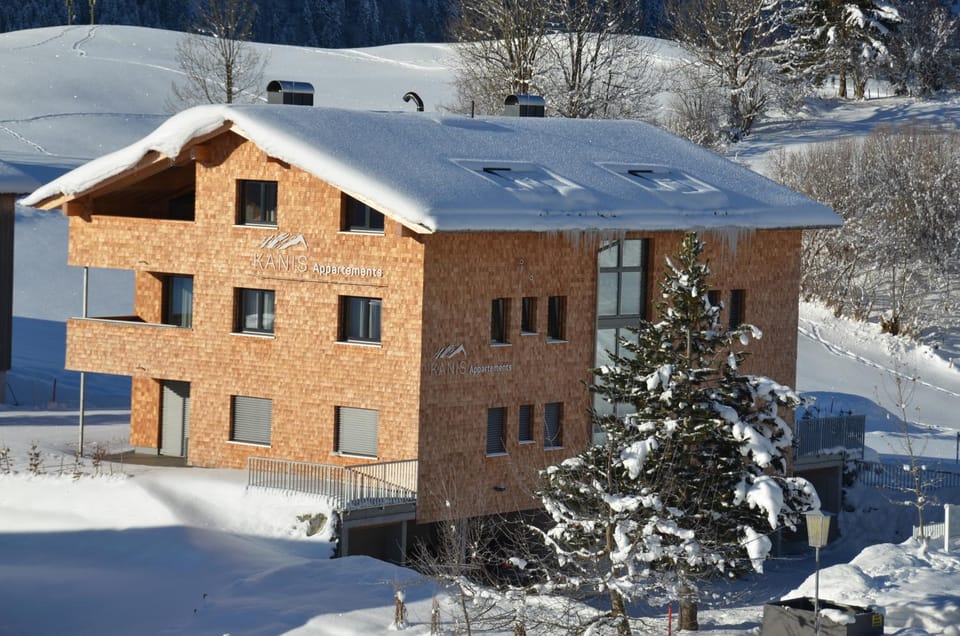 Property building, Winter