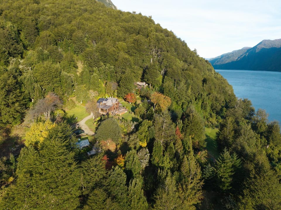 Property building, Bird's eye view, View (from property/room), Garden view, Garden view, Lake view, Landmark view, River view, River view