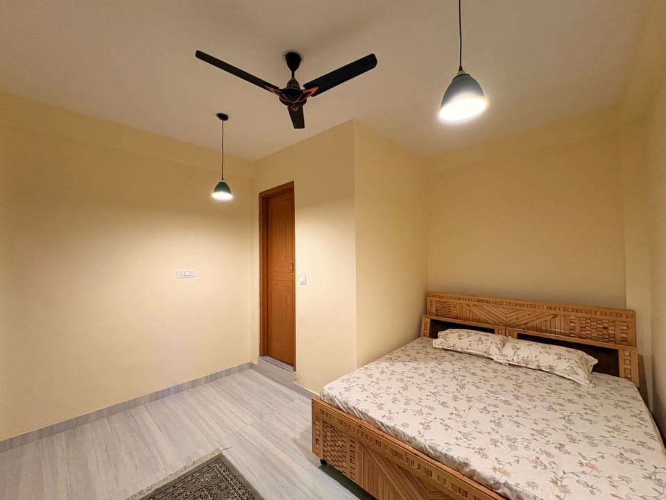 The Shola - Peaceful Mountain Homestay Nature lodge in Himachal Pradesh