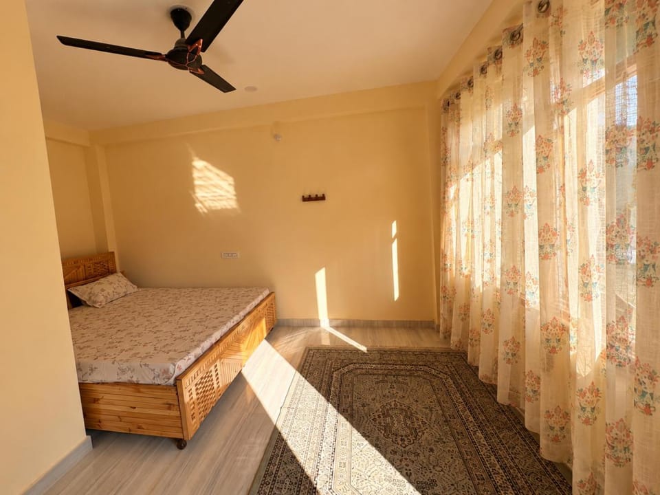 The Shola - Peaceful Mountain Homestay Nature lodge in Himachal Pradesh