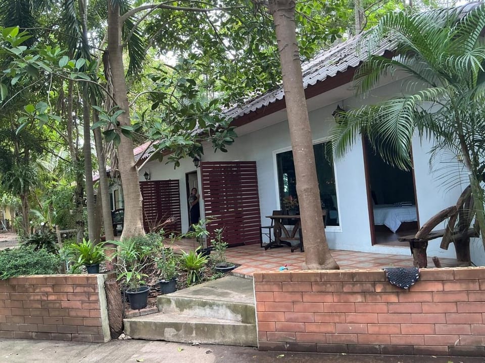 Tree and coffee resort V7 House in Thailand