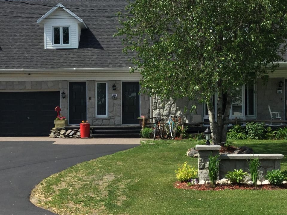 Property building, Facade/entrance