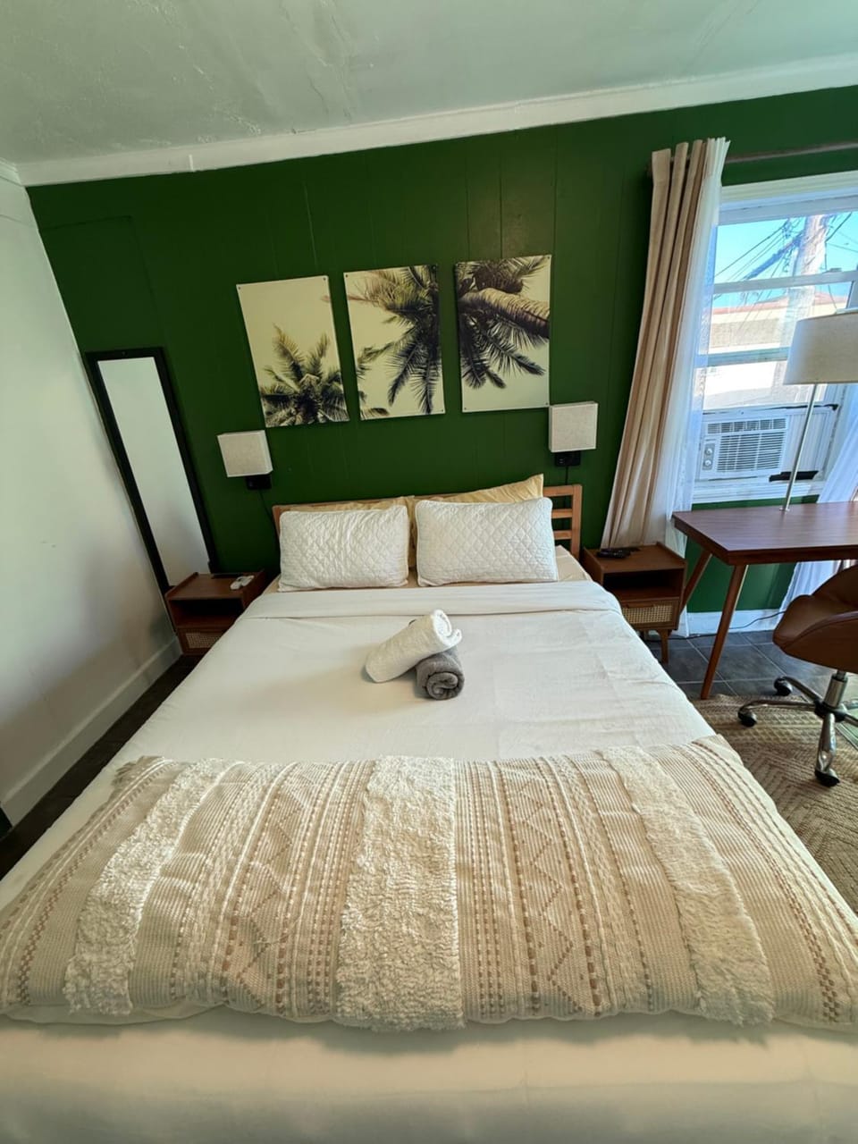 ITH San Diego Beach Bungalow Surf Hostel Hostel in Pacific Beach