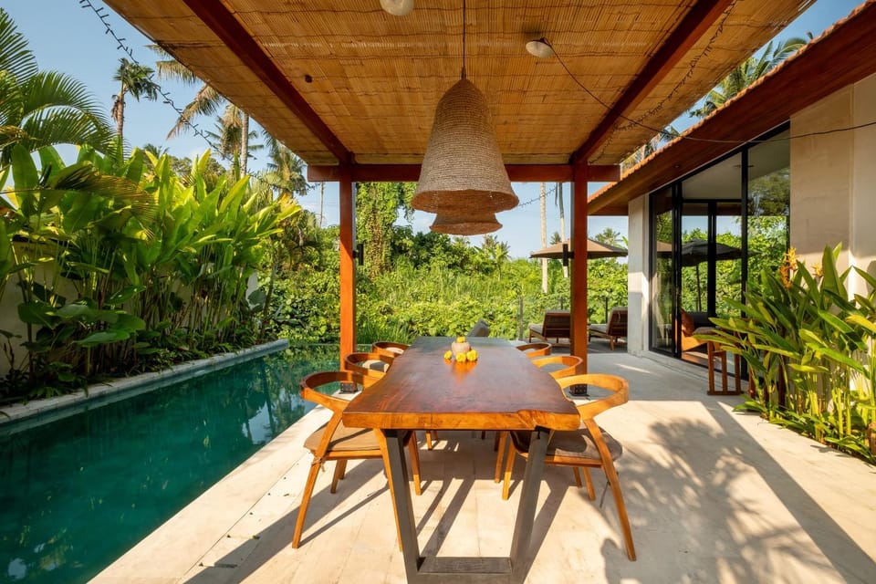 Garden, Balcony/Terrace, Dining area, Garden view, Pool view, Swimming pool
