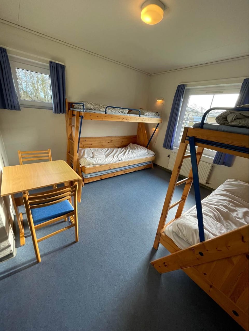 bunk bed