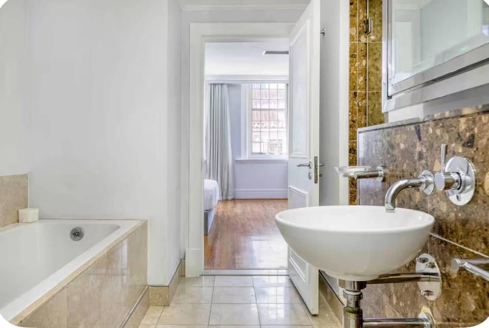 Bathroom, Bath
