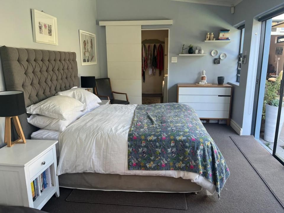 Pet-Friendly Home in Harfield Village with Pool House in Cape Town