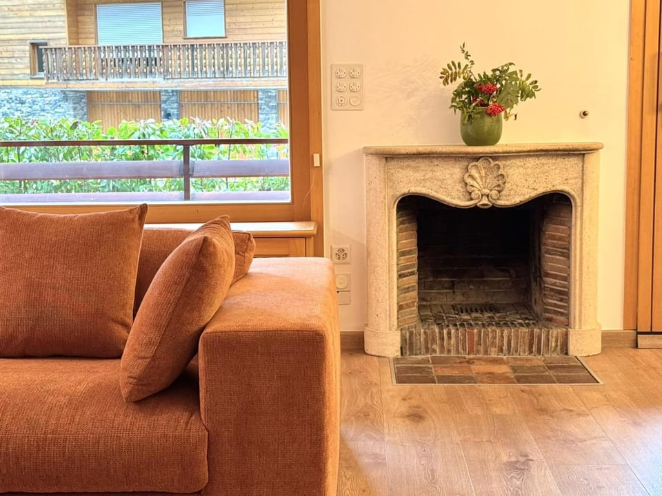 Living room, Seating area, flat iron