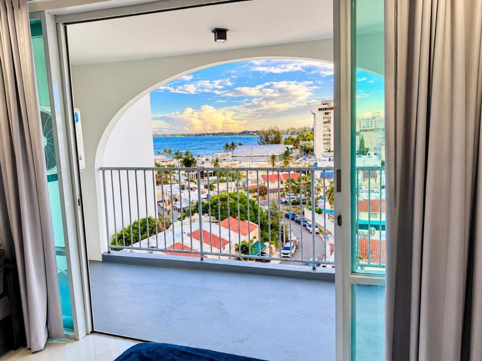 New renovated Space with Ocean View Hotel in Carolina