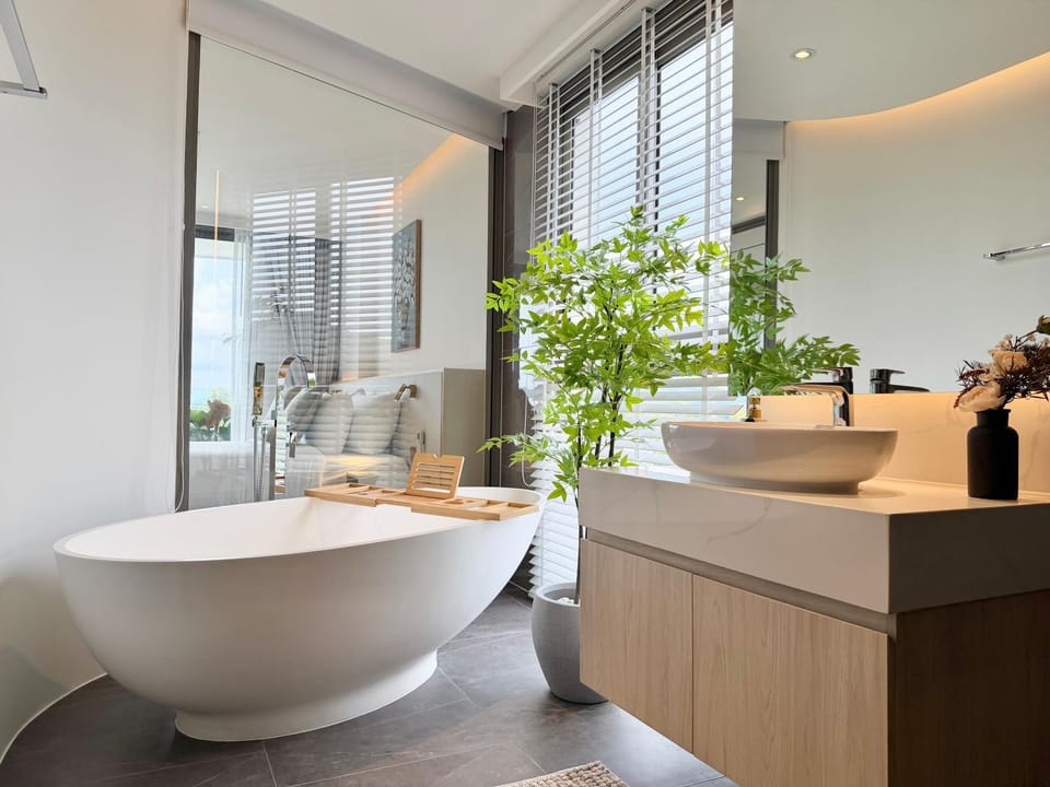 Bathroom, Bath