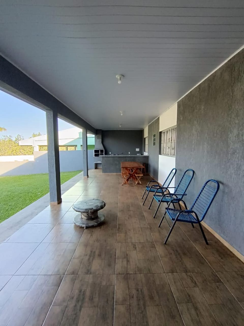 Casa de veraneio com piscina e churrasqueira perto da represa House in State of Paraná
